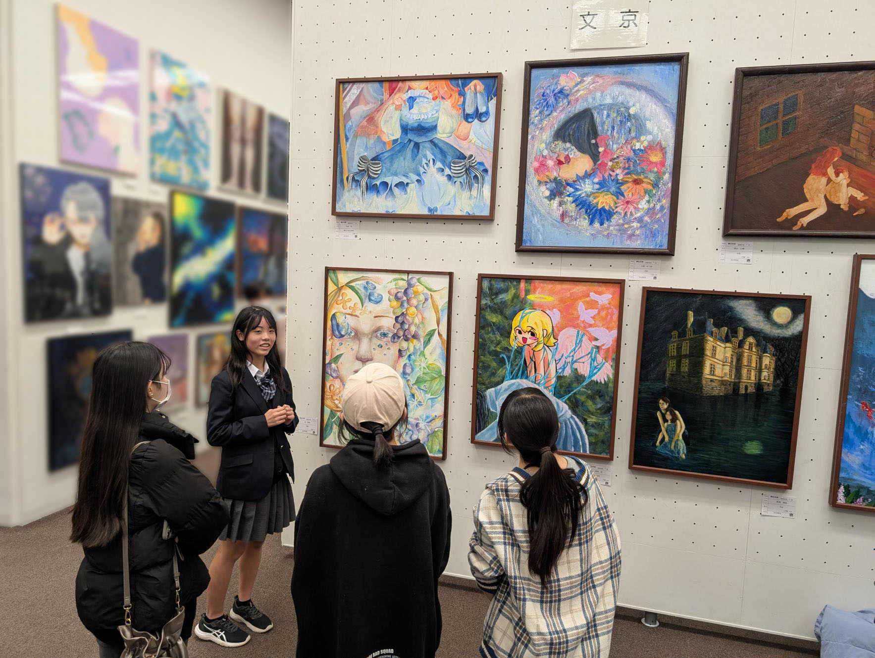 中央展説明の様子 1 (003)